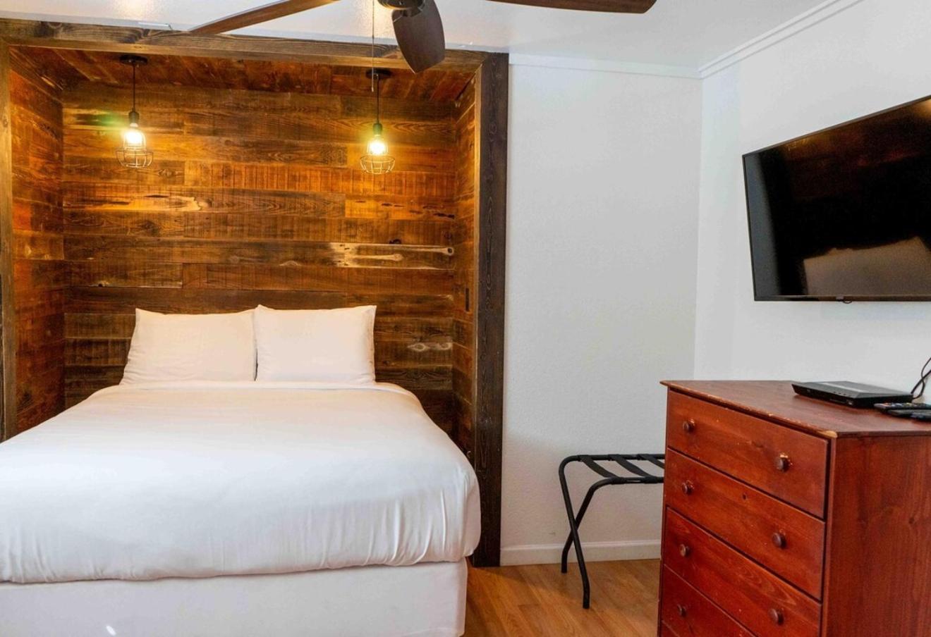 Bear Cave- Pet Friendly Suite In Shaver Lake Extérieur photo