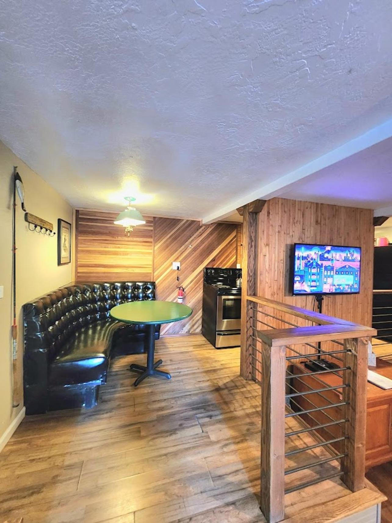 Bear Cave- Pet Friendly Suite In Shaver Lake Extérieur photo